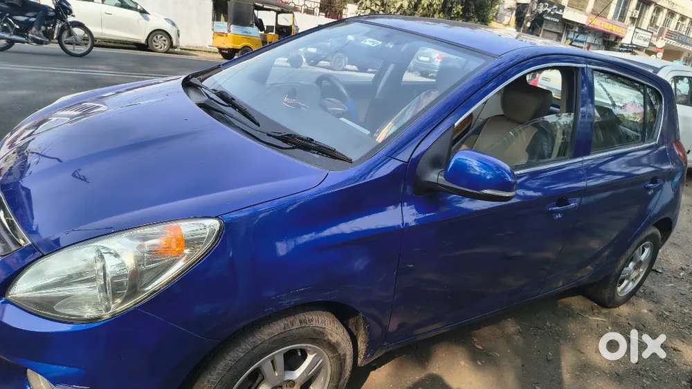 Hyundai I20 2011 Petrol Well Maintained And 1st Party Insurance Vip No