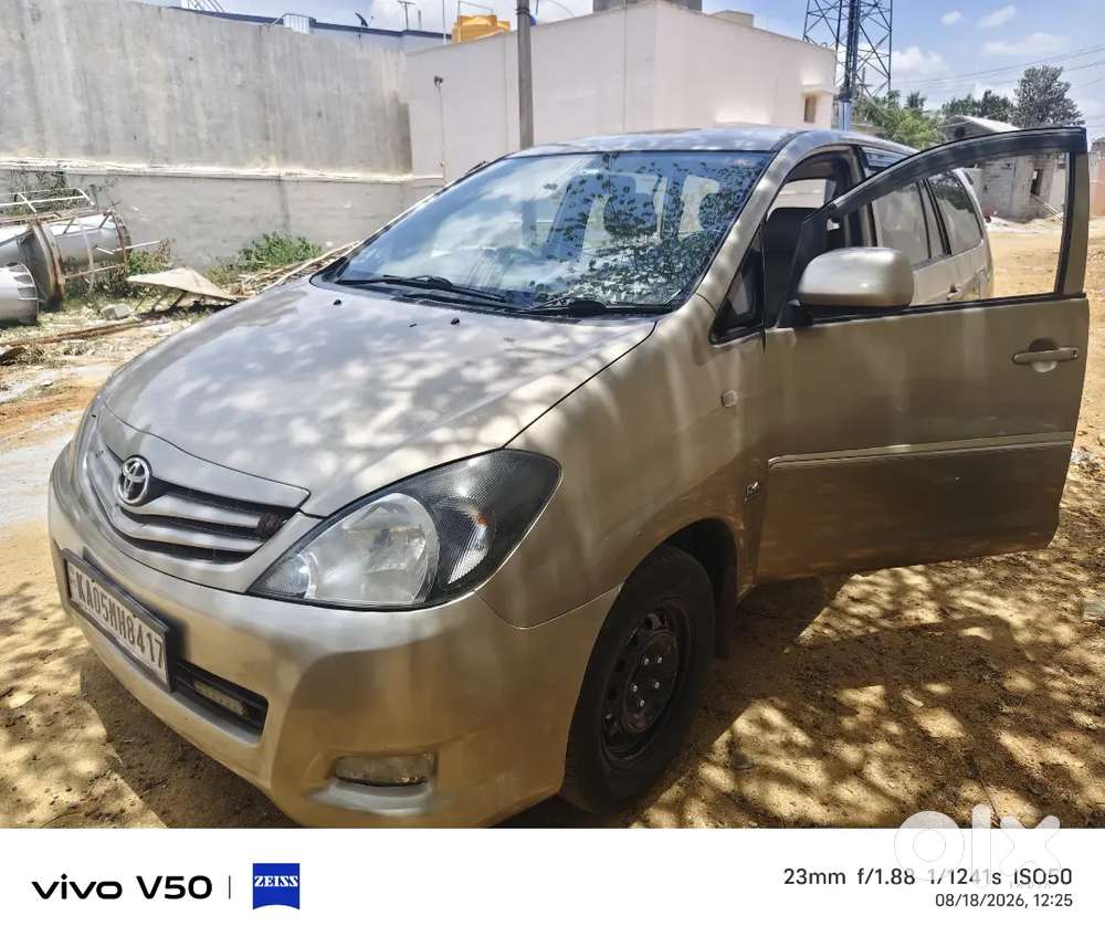 Toyota Innova 2.5 Vx 2010