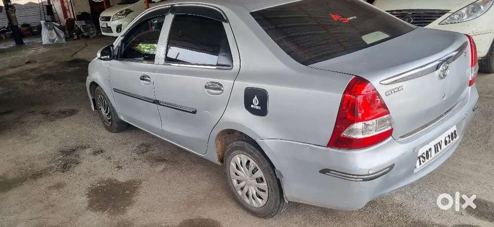Toyota Etios 2016 Diesel 165000 Km Driven