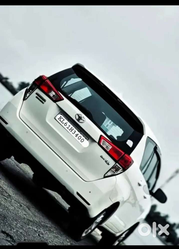 Toyota Innova Crysta 2019  Diesel 176000 Km Driven