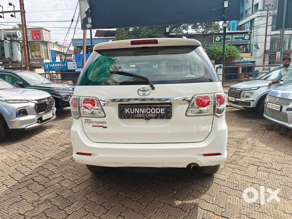 Toyota Fortuner 3.0 4x4 Manual, 2011, Diesel