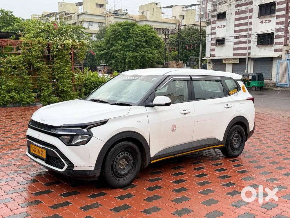 Kia Carens 1.5 Prestige Plus 7 Str Imt, 2023, Diesel
