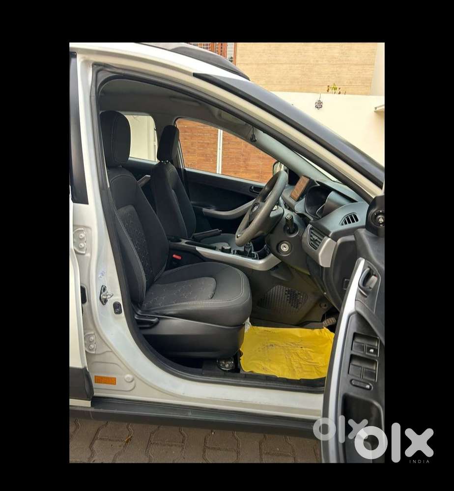 Tata Nexon 1.2 Revotron Xm Plus (s), 2023, Petrol