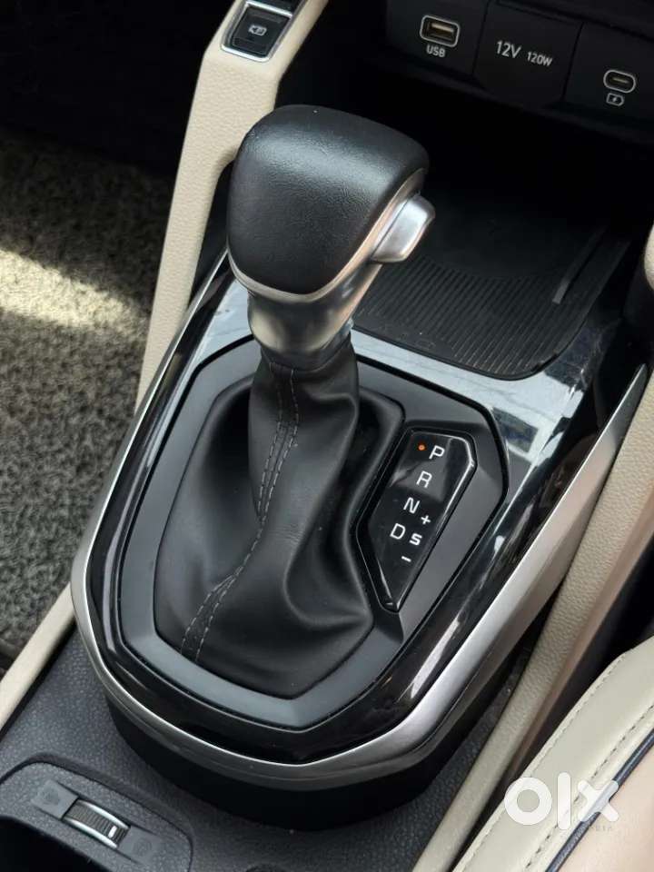Kia Carens 1.5 Luxury Plus Diesel At 7 Str, 2023, Diesel