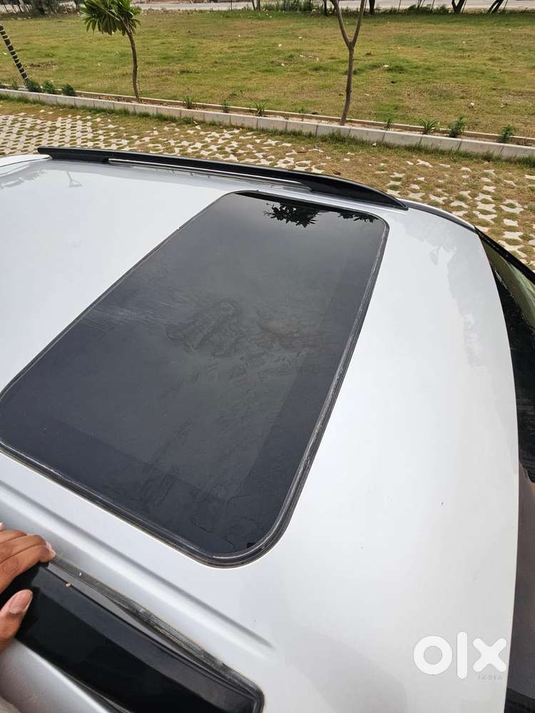 Mahindra Xuv300 W8 Option Diesel, 2020, Diesel