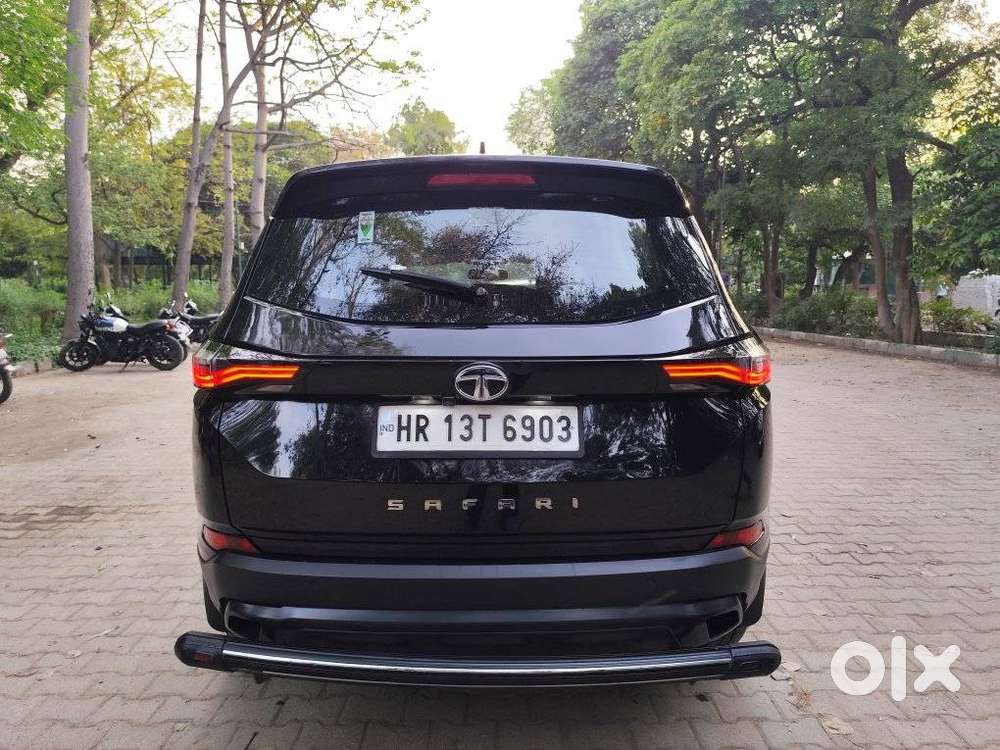 Tata Safari 2.0 Xza Plus 6 S Dark Edition, 2023, Diesel