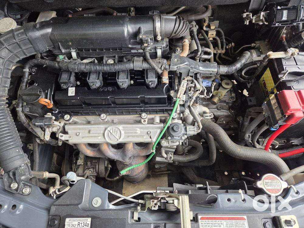 Maruti Suzuki Swift Vxi + Manual, 2023, Petrol