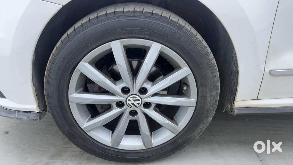 Volkswagen Vento 1.6 Highline, 2022, Petrol