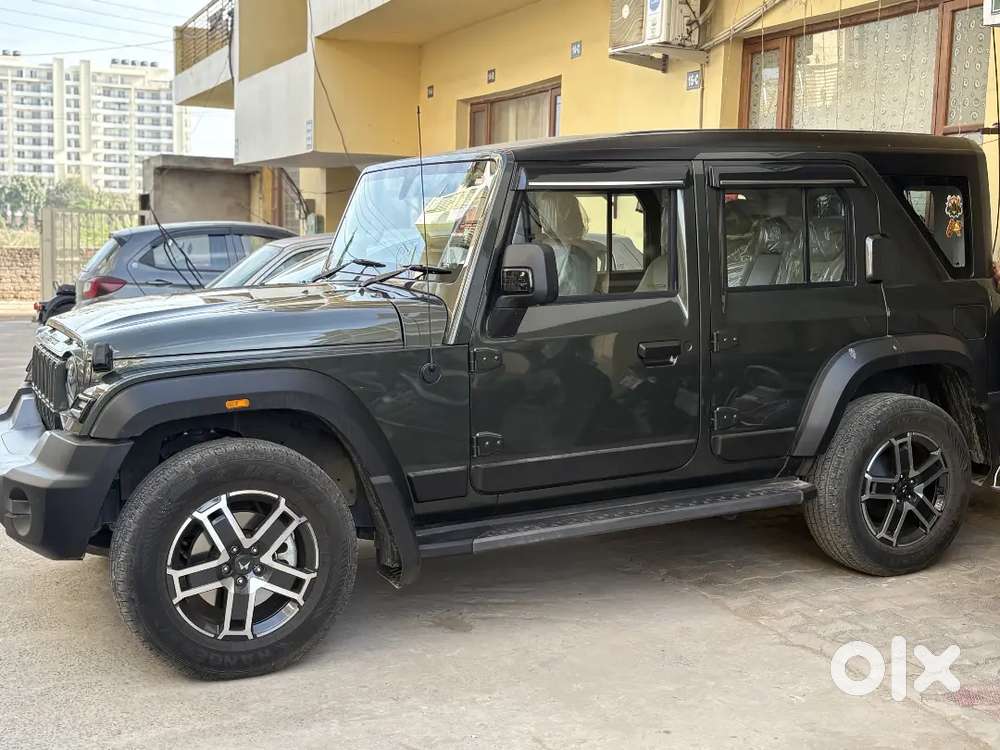 Mahindra Thar Roxx 2025