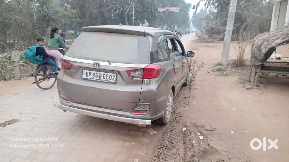 Honda Mobilio 2015 Diesel 99000 Km Driven