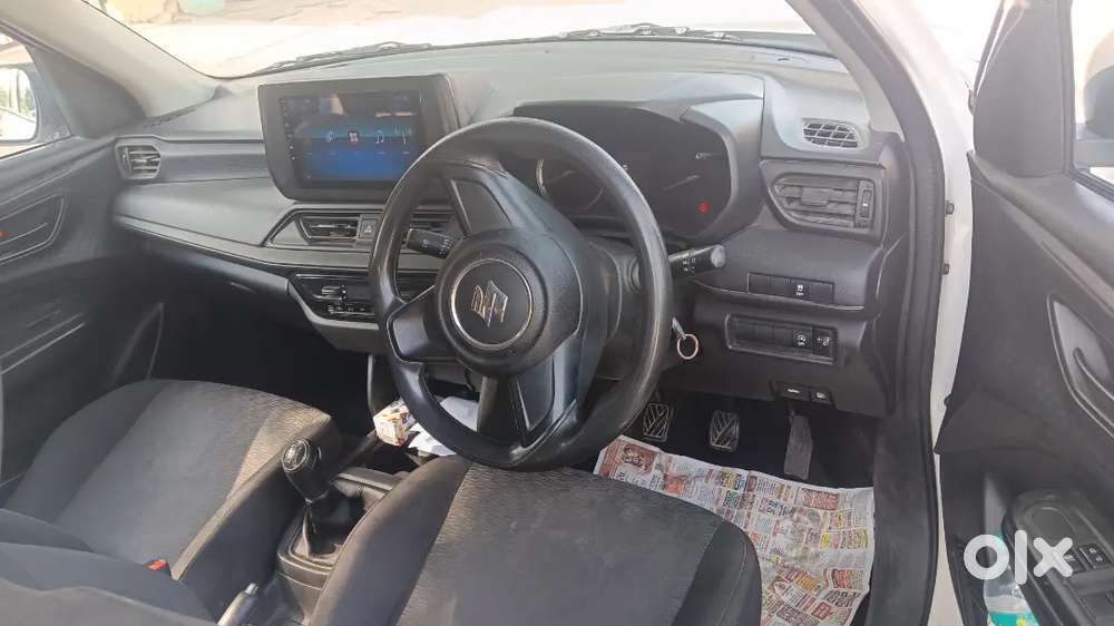 Maruti Suzuki Swift Petrol Manual 2025