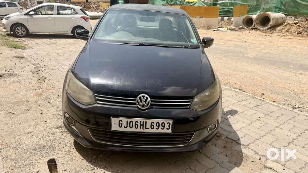 Volkswagen Vento 1.2 Tsi Highline Plus At, 2014, Petrol