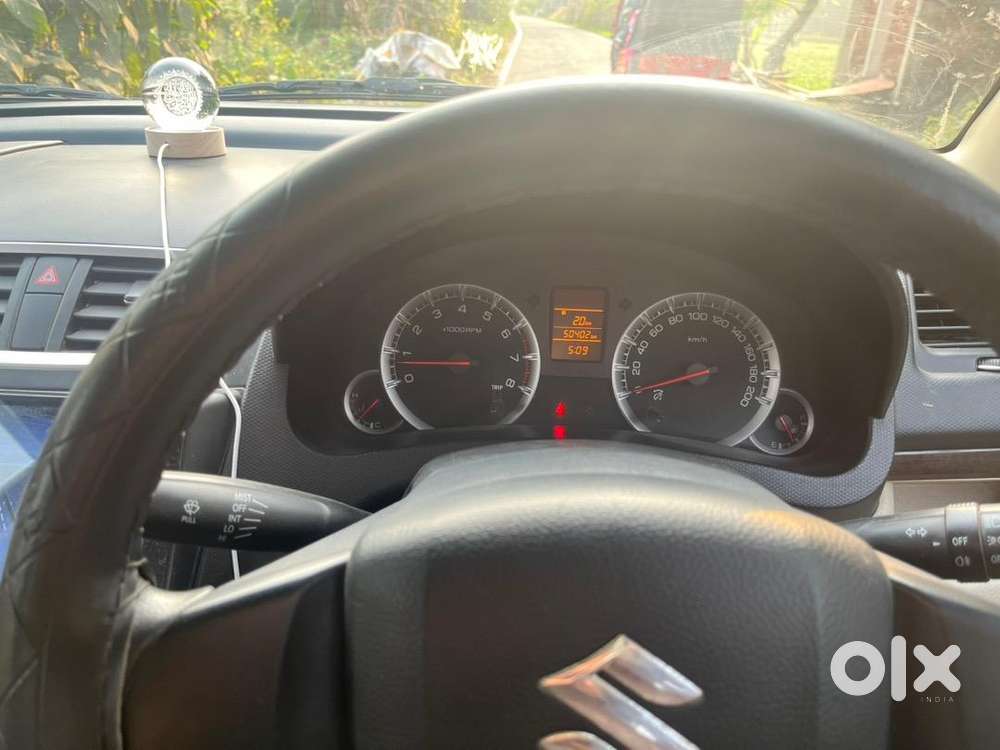 Maruti Suzuki Swift Dzire 2015 Petrol Well Maintained