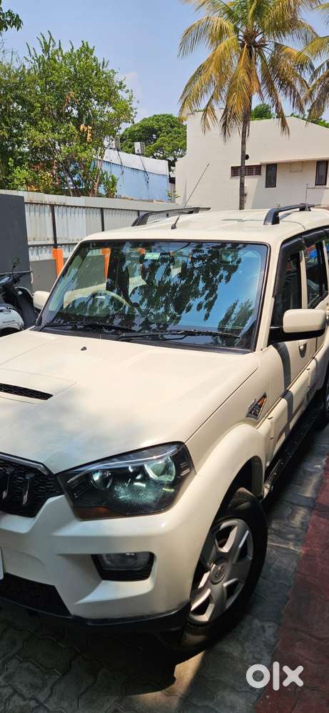 Mahindra Scorpio S6 Plus, 2017, Diesel