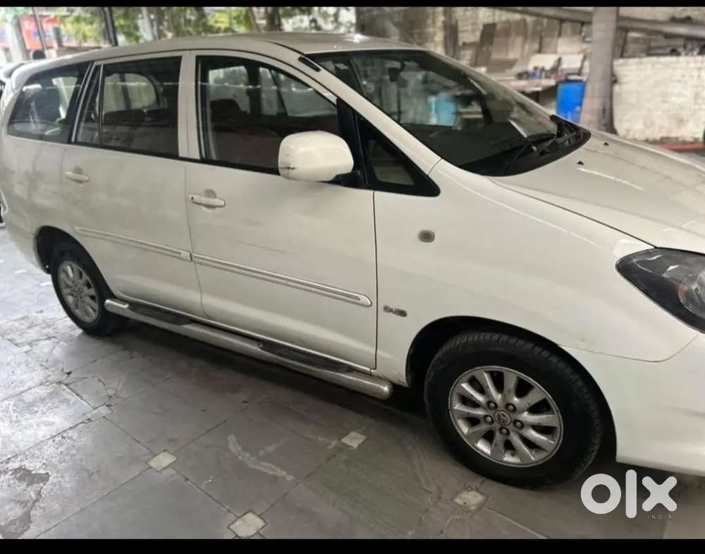 Toyota Innova  2009 Single Hand