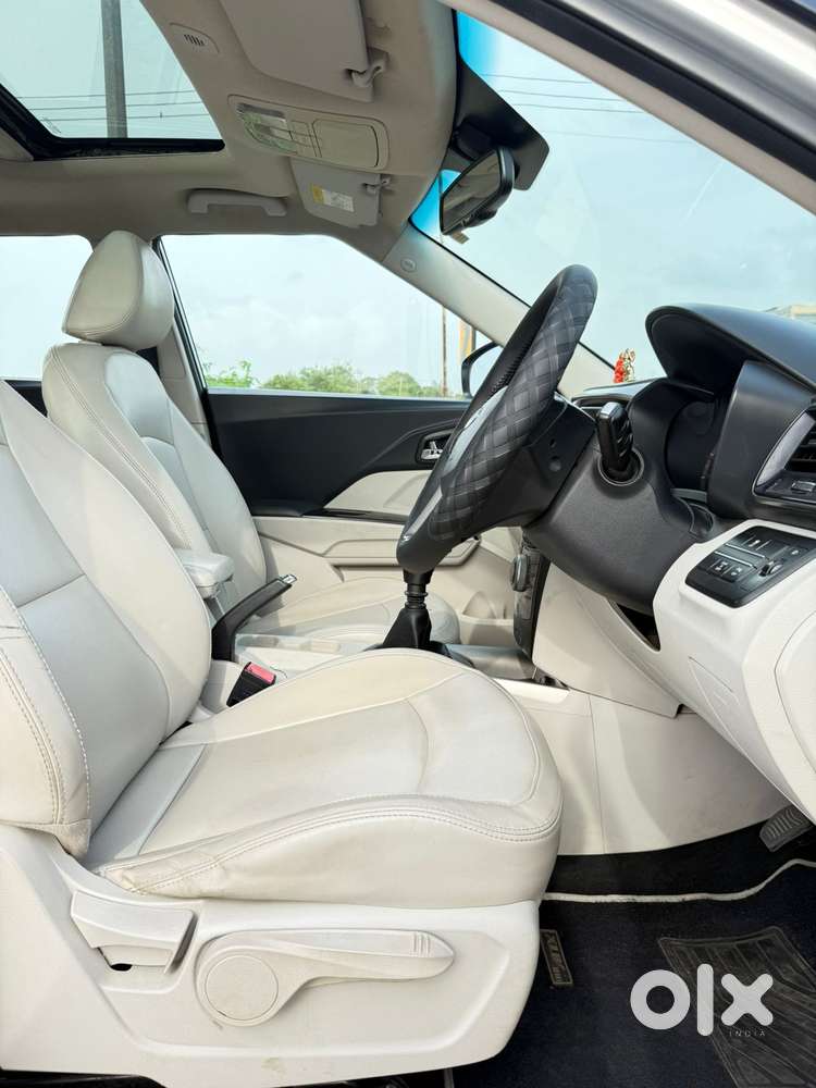 Mahindra Xuv300 W8 Diesel, 2019, Diesel