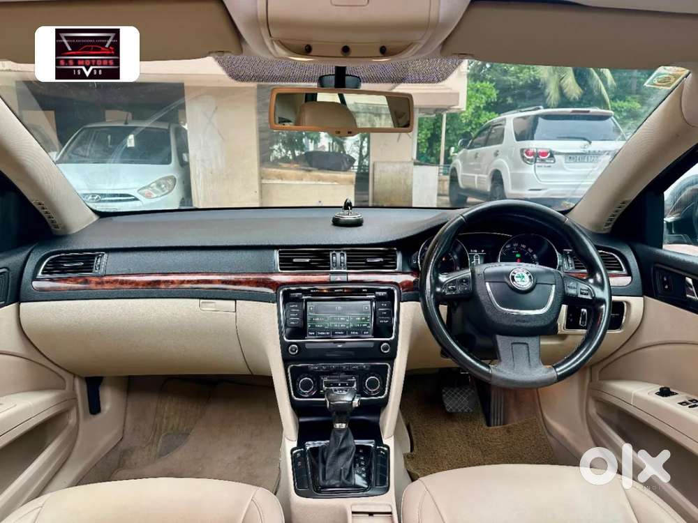 Skoda Superb, 2012, Petrol