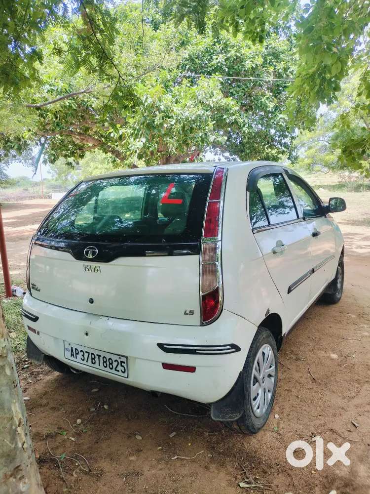 2014 Tata Indica Lsi
