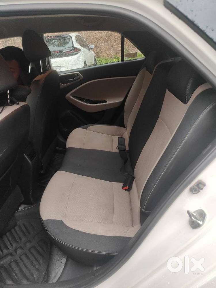 Hyundai Elite I20 Sportz Plus, 2015, Petrol