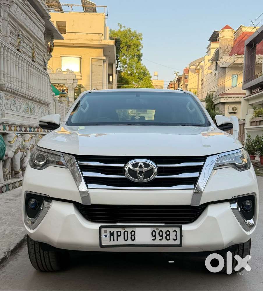Toyota Fortuner 4x2 At 2.8 Diesel, 2020, Diesel
