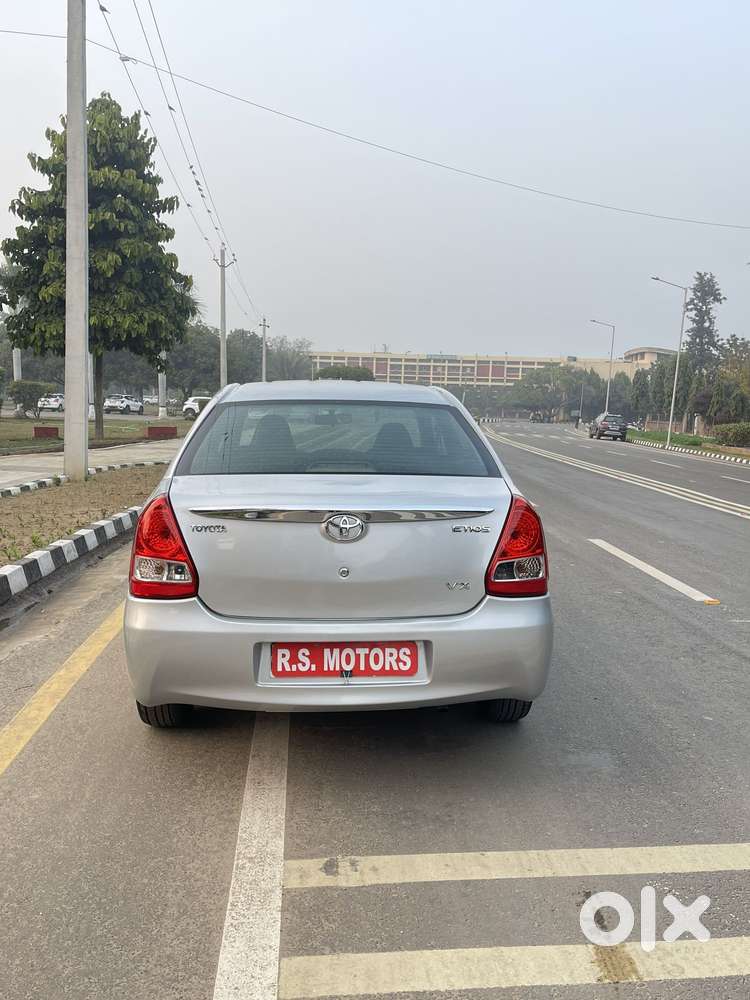 Toyota Etios Vx Xclusive, 2011, Petrol