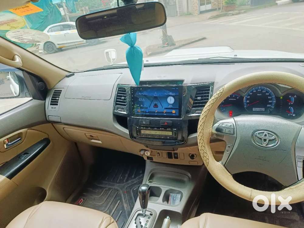 Toyota Fortuner 4x2 At, 2013, Diesel