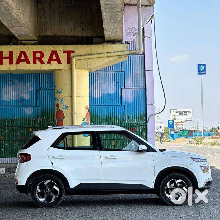 Hyundai Venue Sx Turbo, 2019, Cng & Hybrids