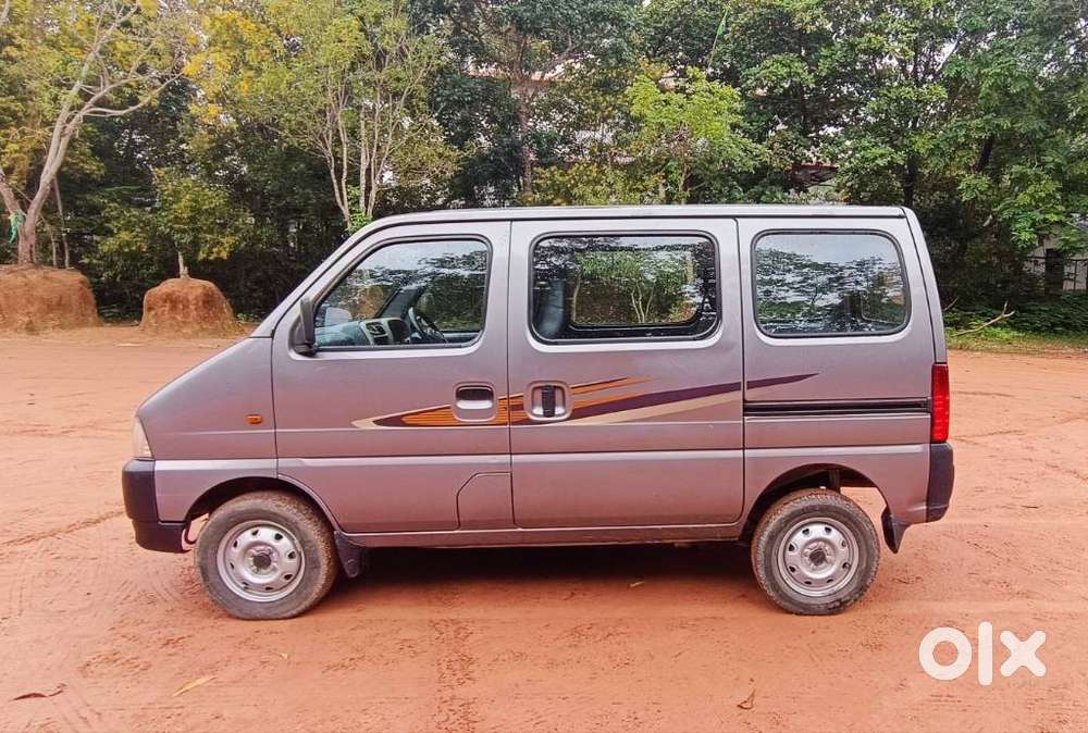 Maruti Suzuki Eeco 5 Str Ac (o), 2022, Petrol