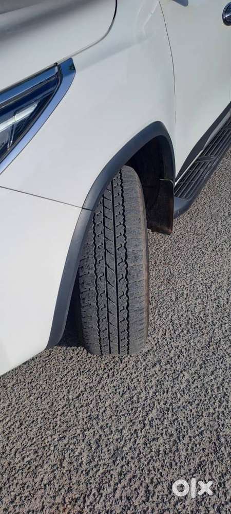 Fortuner 4x2 Automatic Diesel 72000 Km Driven