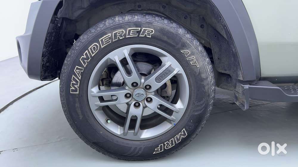 Mahindra Thar 2.0 Lx Hard Top Petrol At 4 Rwd, 2021, Petrol
