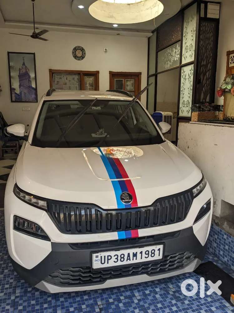 Skoda Kylaq Signature Petrol 2025