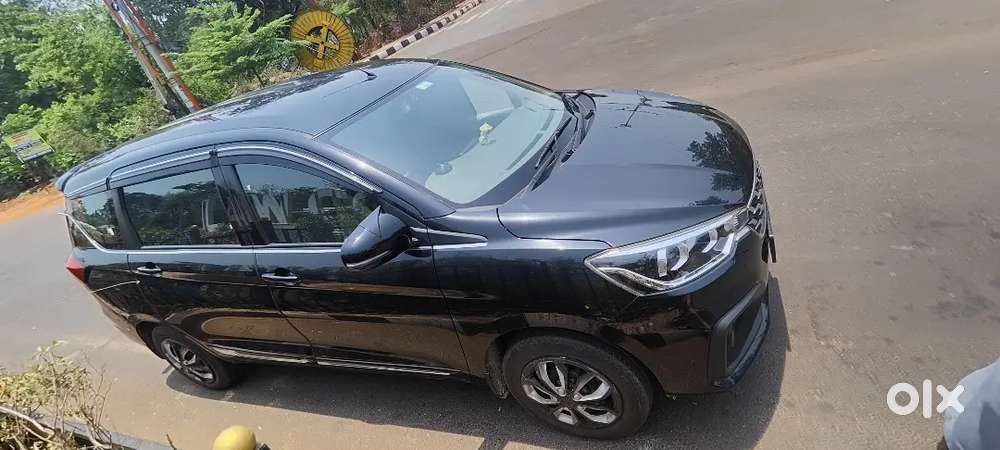 Automatic Ertiga 2025 Petrol 13,500 Km Drive