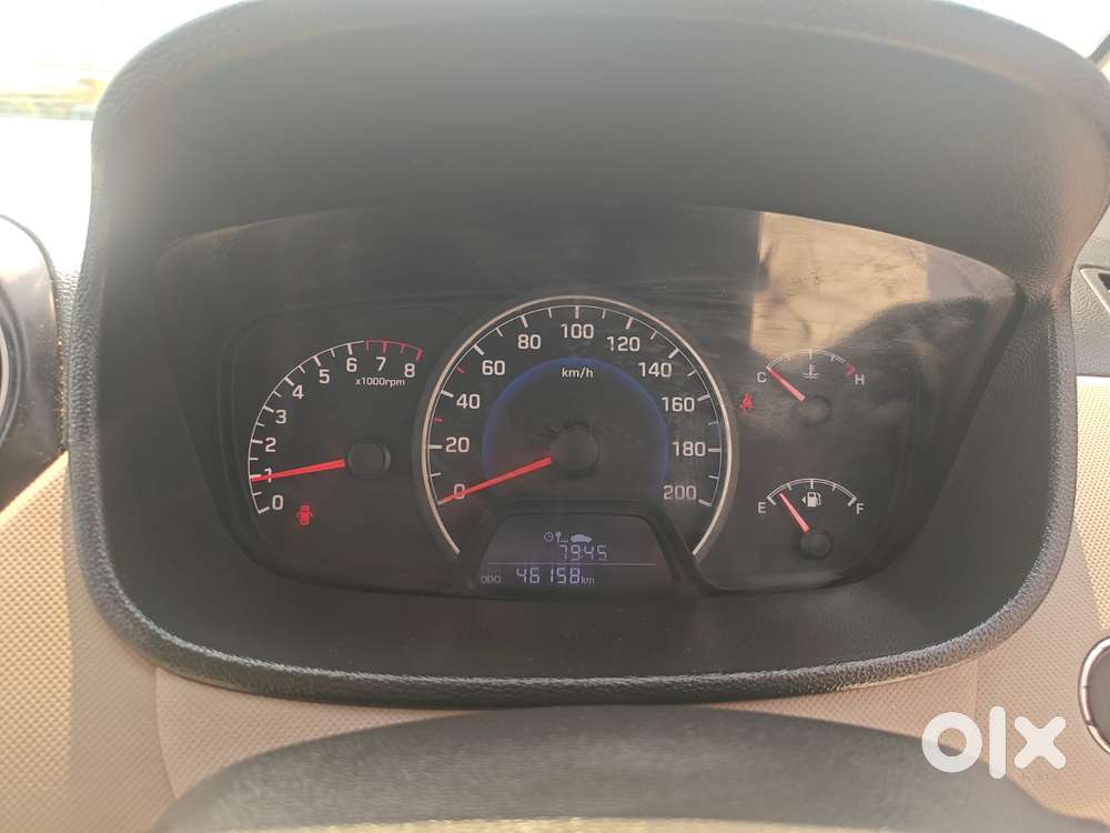 Hyundai Grand I10 2013-2016 Asta, 2016, Petrol