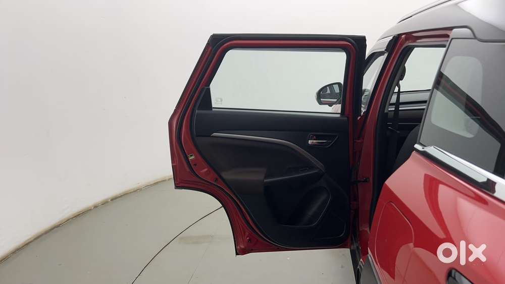 Maruti Suzuki Vitara Brezza 1.5 Zxi Plus At Dual Tone, 2022, Petrol