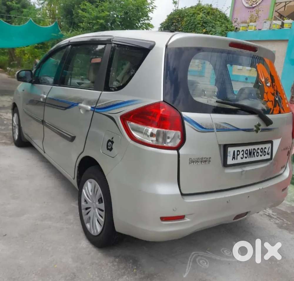 Maruti Suzuki Ertiga 2013 Diesel 165555 Km Driven