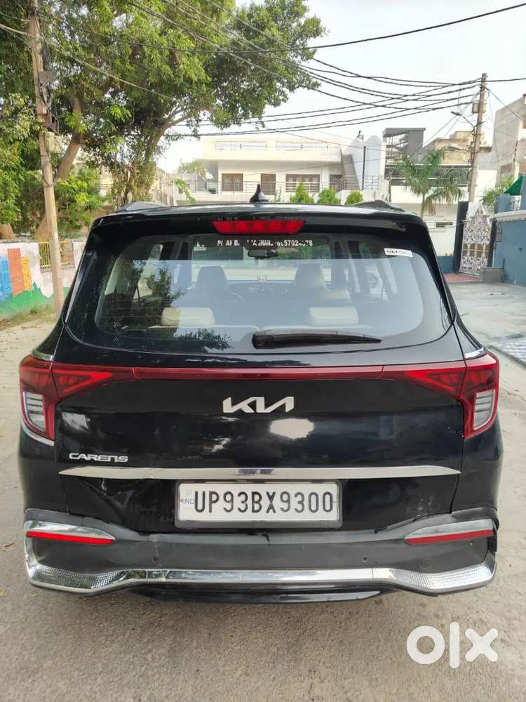 Dec 2022 Model Kia Carens Top Model Sunroof Push Buttan Diesal
