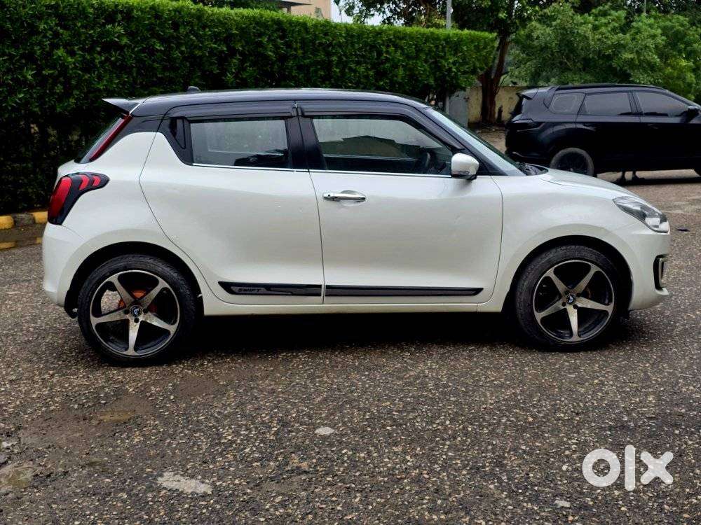 Maruti Suzuki Swift Vxi Abs Bsiv, 2019, Petrol