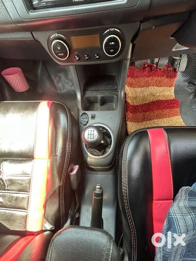 Well Maintained Female Owned Car With Sun Roof