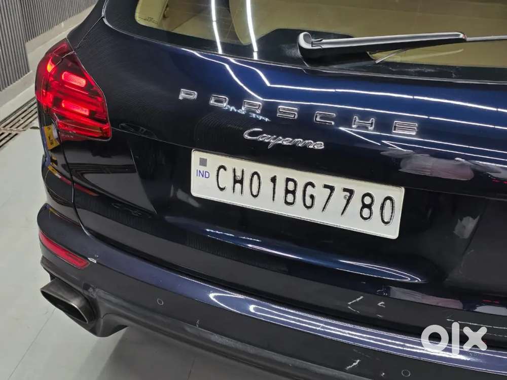 Porsche Cayenne Diesel Platinum 2016 Edition