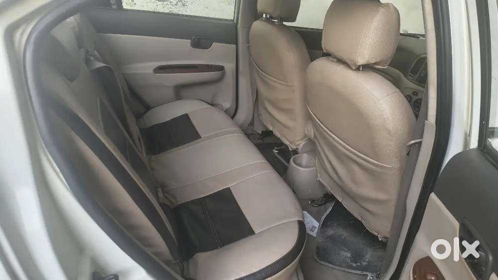 Hyundai Verna 2010 Diesel 150000 Km Driven