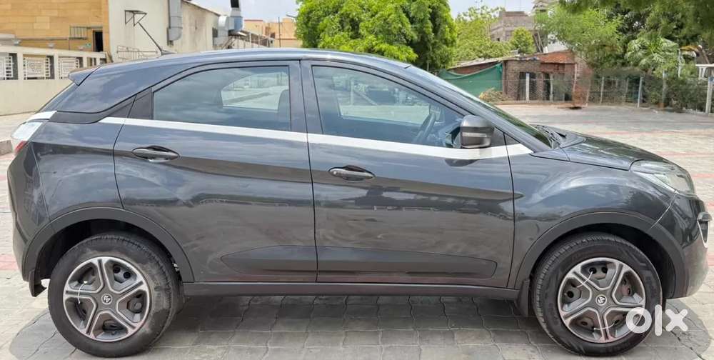 Tata Nexon 1.2 Revotron Xm, 2018, Petrol