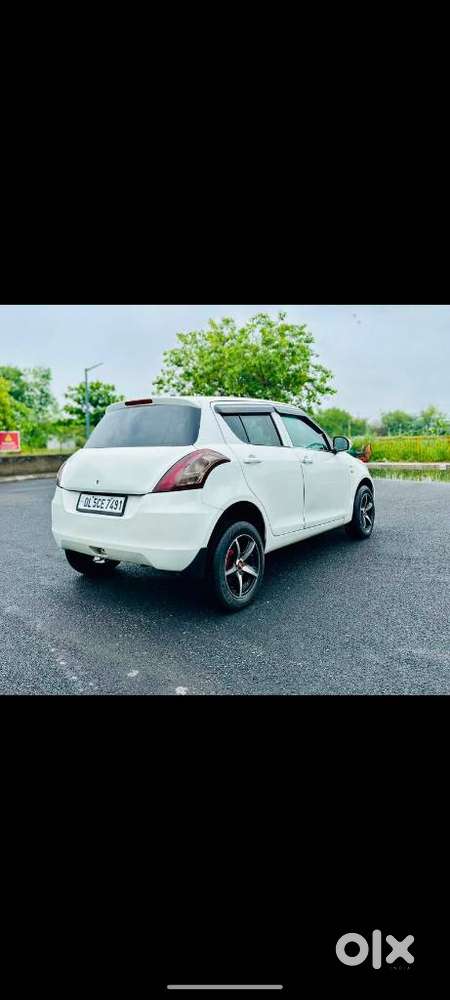 Maruti Suzuki Swift Lxi, 2015, Cng & Hybrids