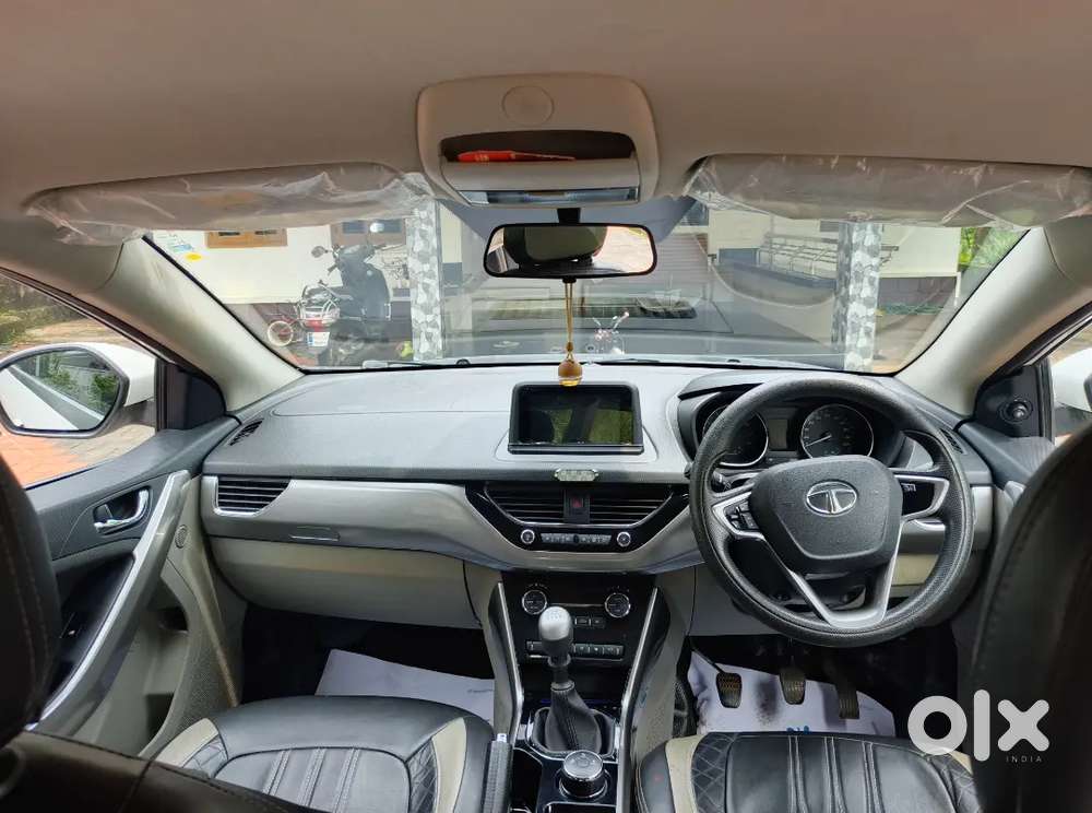 Tata Nexon Xz Plus(top End) 2018 Manual Petrol