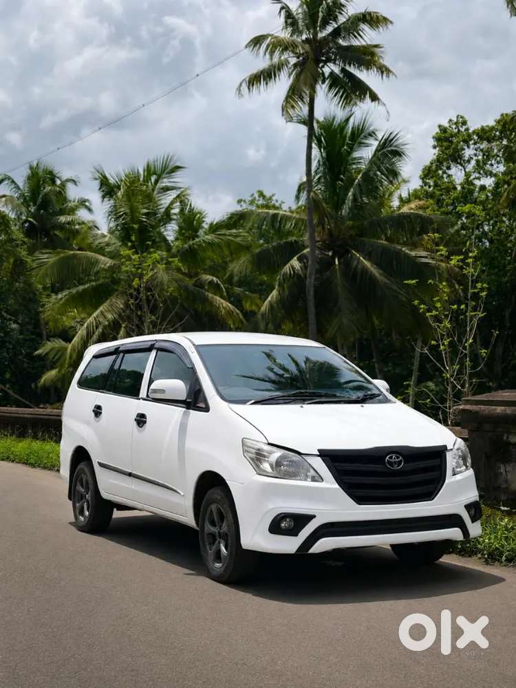 Toyota Innova 2010