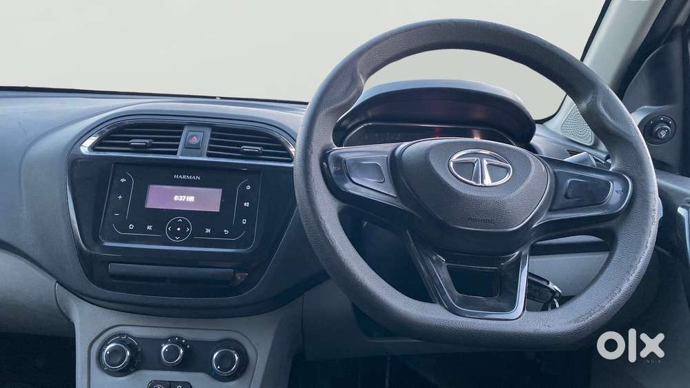 Tata Tiago 1.2 Revotron Xt, 2020, Petrol