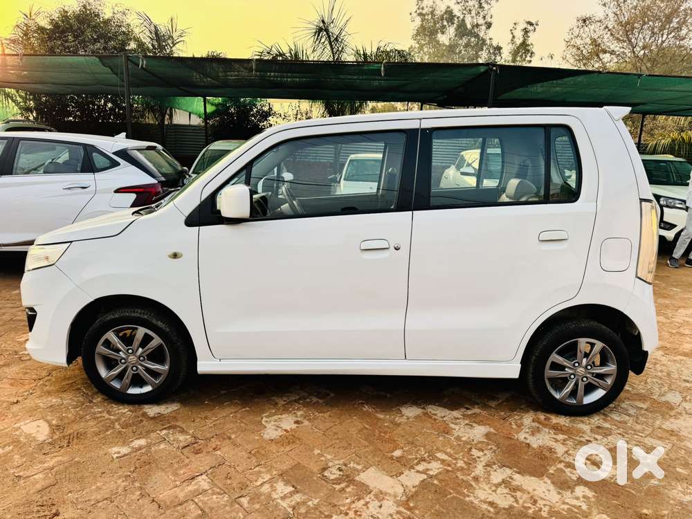 Maruti Suzuki Wagon R Stingray Amt Vxi, 2016, Petrol