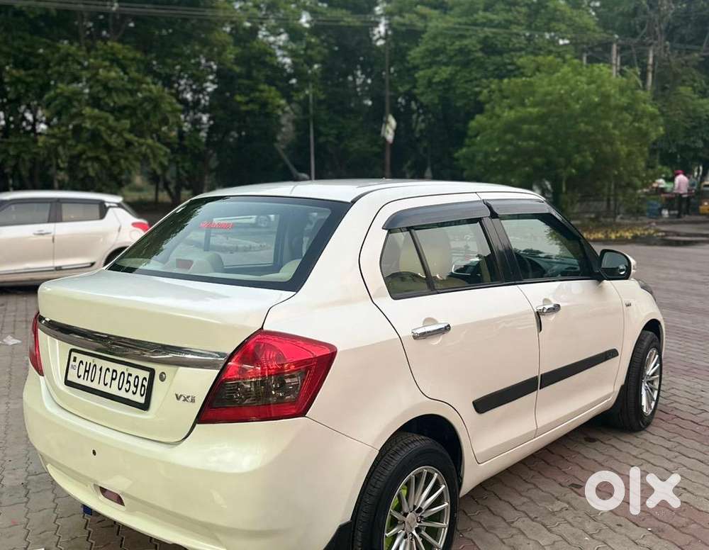 Maruti Suzuki Swift Dzire 2013 Petrol 100000 Km Driven