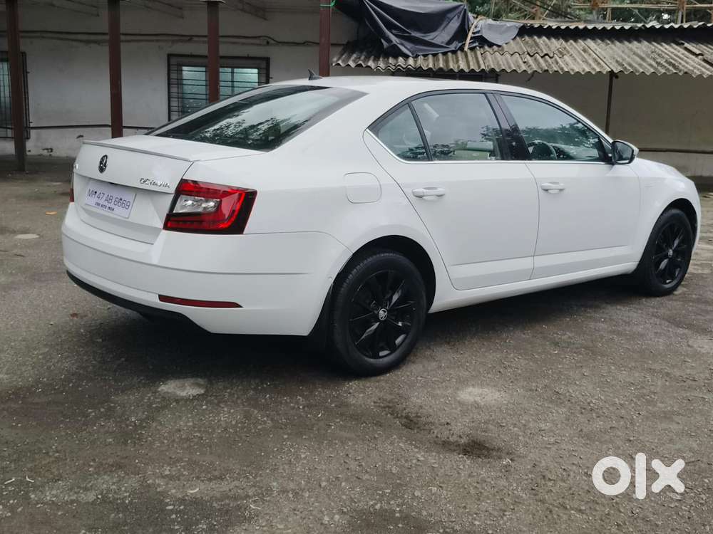 Skoda Octavia 1.8 Tsi At L K, 2018, Petrol