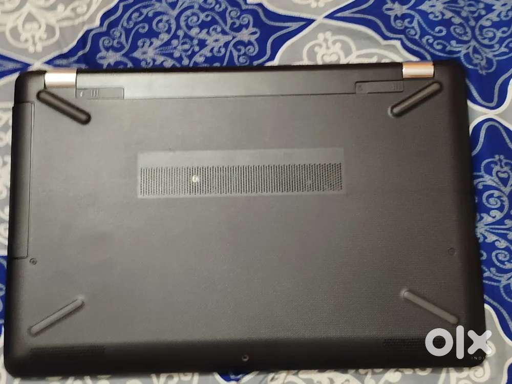 HP best branded laptop in good condition with  hard disk and cd disk
