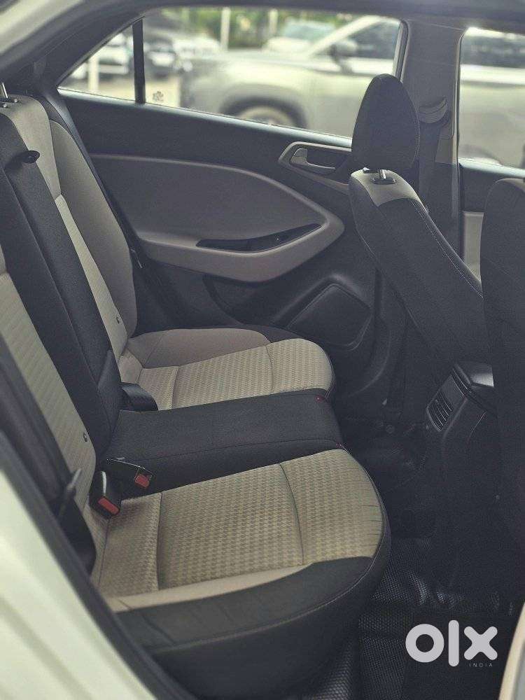 Hyundai I20 Asta (o) 1.2 Mt, 2018, Petrol